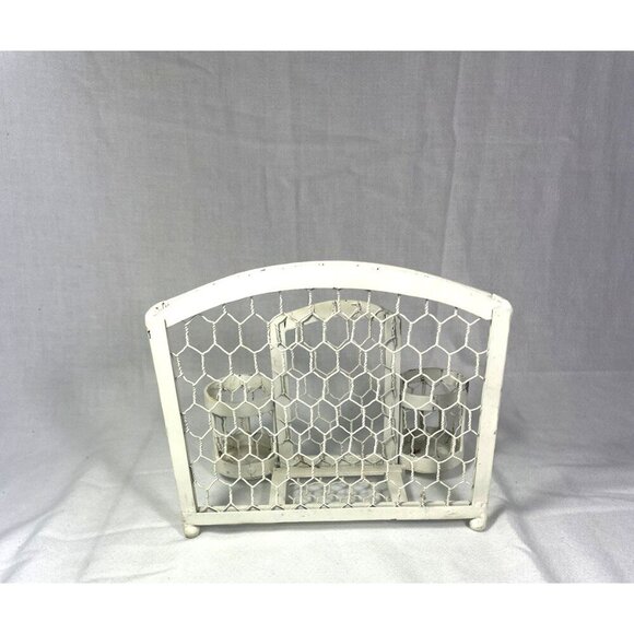 Vintage Cottagecore Chicken Wire Napkin Salt & Perrper Shaker Holder - Picture 3 of 9